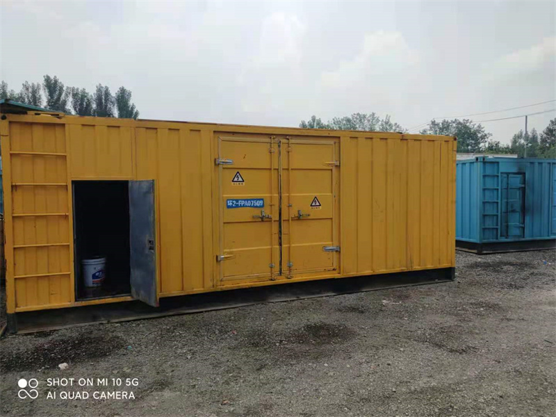 河西200KW柴油发电机组需要配备什么型号的电缆线？