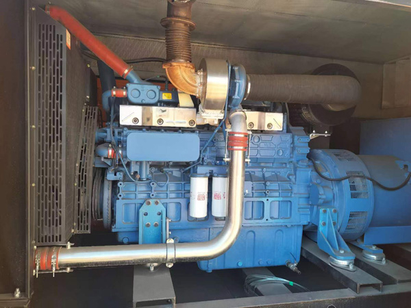 河西燃油消耗率与进气温度的具体关系是什么？