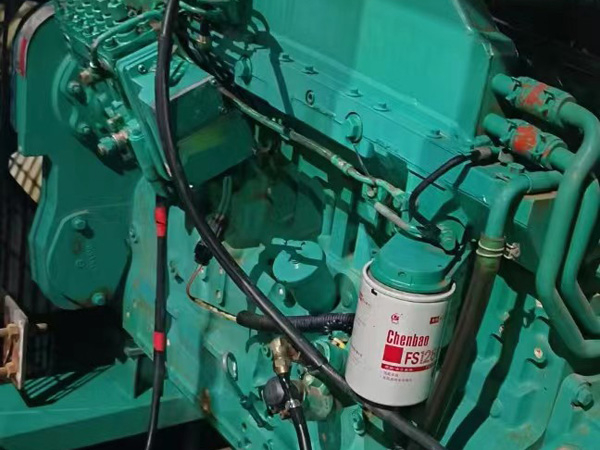 河西如何确定新的发电机组控制系统是否与原系统兼容？